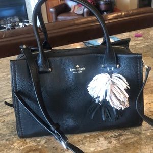 SPOTLESS ♠️ Kate Spade black satchel w/detachable shoulder strap w/lthr poms